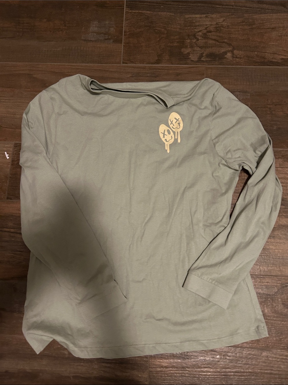 Urban Heritage Long Sleeve Top in Sage with Chest Graphic